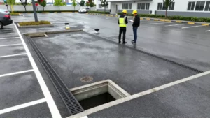 Separatory parkingowe – jak dobrać rozwiązanie do zlewni i obiektu